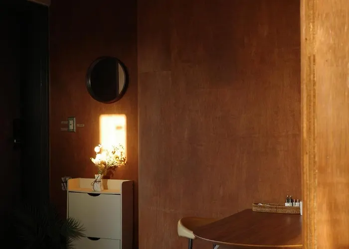 Yeonnam Rooftop 7min Walk From Hongdae Exit 3 ゲストハウス 4*